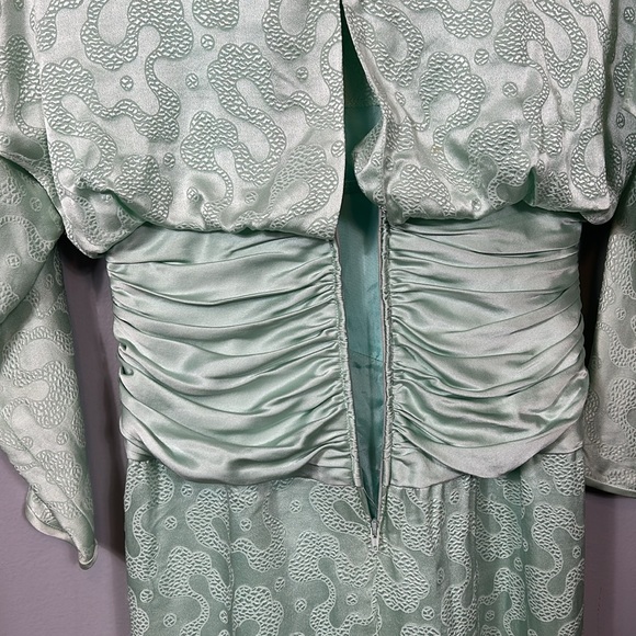 A. J. Bari Green Jacquard Silk Vintage Ruched Hourglass Dress size vintage 6 - Picture 12 of 17